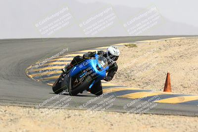 media/Mar-28-2022-Superbike Trackdays (Mon) [[b8603d0f67]]/Open Track Time/Turn 12/